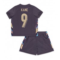 Camisa de Futebol Inglaterra Harry Kane #9 Equipamento Secundário Infantil Europeu 2024 Manga Curta (+ Calças curtas)